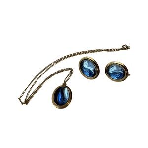 Monet blue crystal 16" necklace and clip on earrings